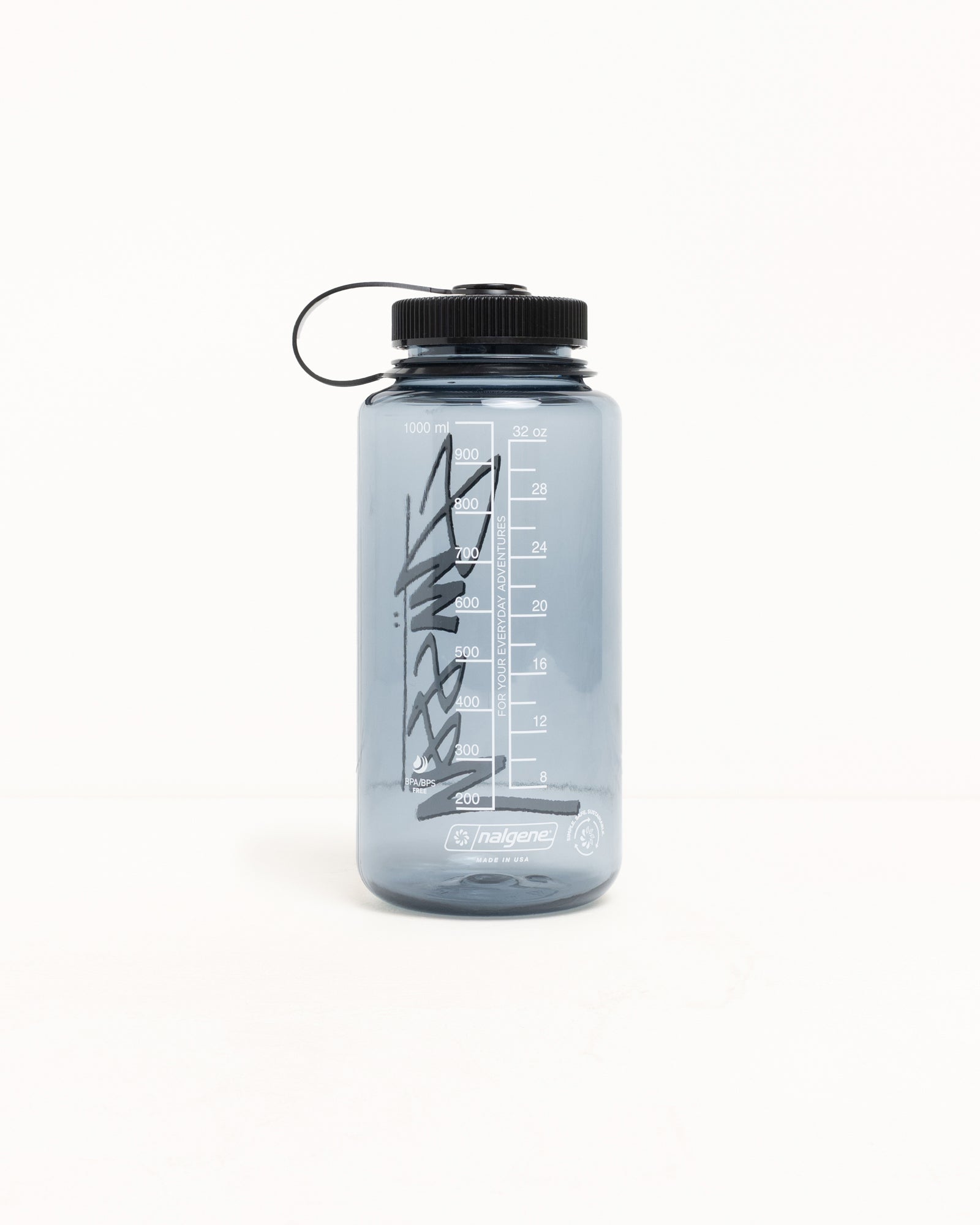 Alternative view of NALGENE WATER BOTTLE